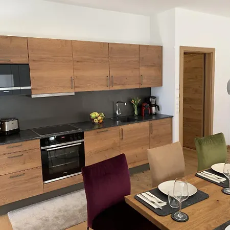 F Apartment *